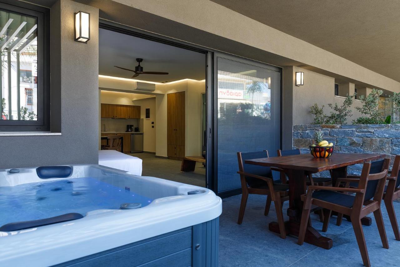 Utopia Luxury Suites بلاتانيز المظهر الخارجي الصورة