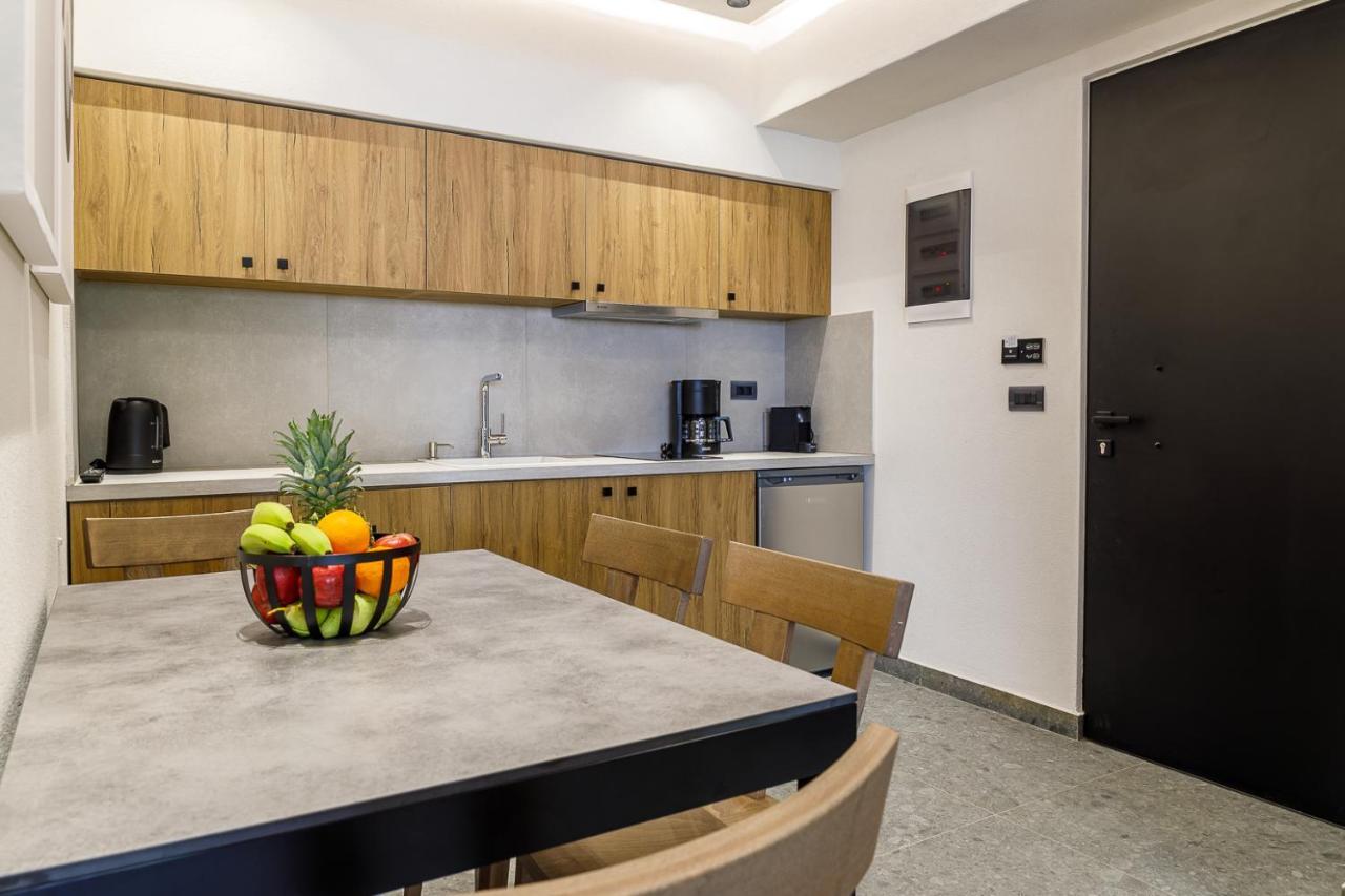 Utopia Luxury Suites بلاتانيز المظهر الخارجي الصورة